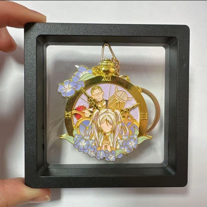 Frieren "The Mage" Premium Rotating Enamel Keychain, Floating Frame Gift Set
